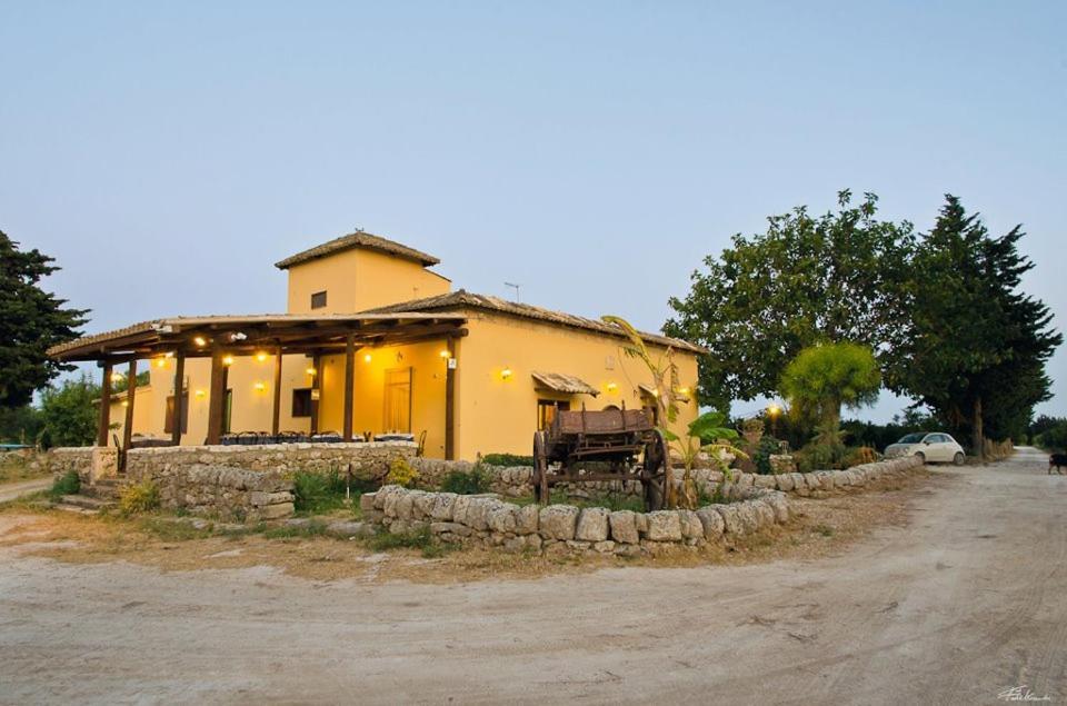 Agriturismo Torre Vendicari Noto Eksteriør billede
